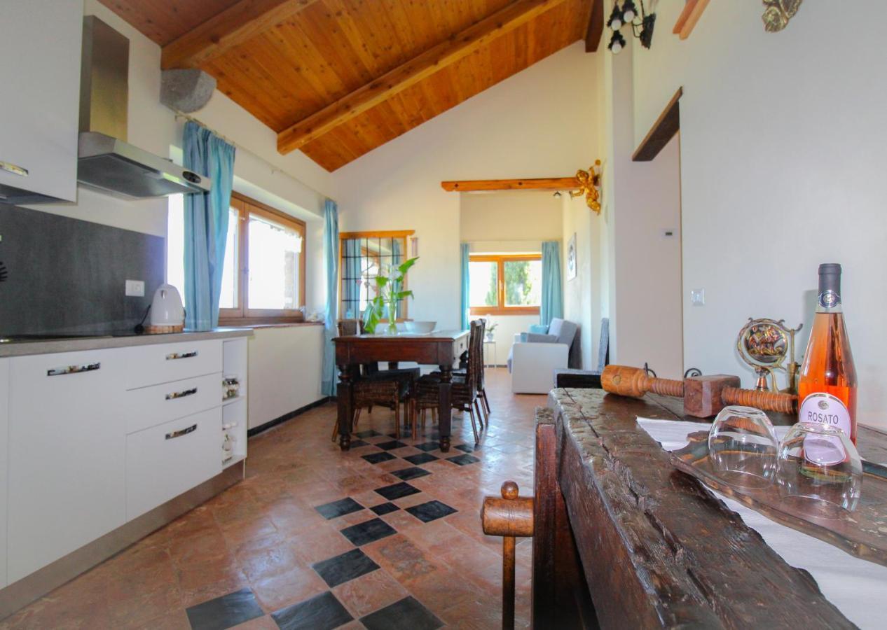 Residenza Castellum Apartment Stazzona ภายนอก รูปภาพ
